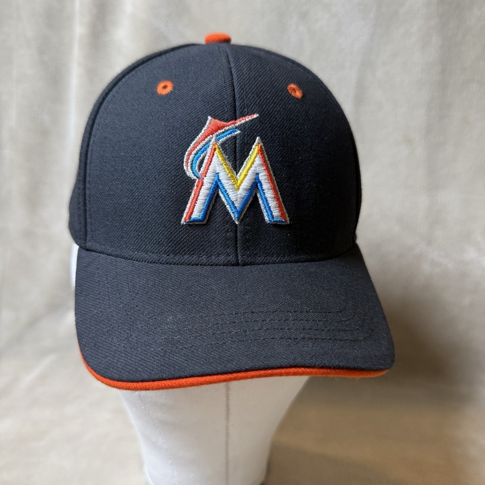 Miami Marlins Fan Favorite Logo Hat Child Youth Black  MLB Baseball Cap